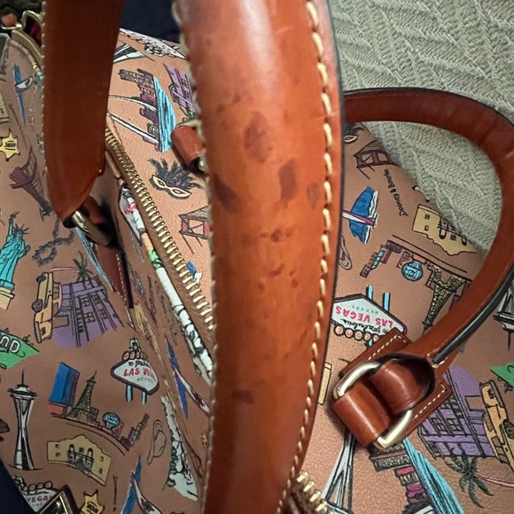 **DOONEY AND BOURKE**USA landmarks design - Picture 2 of 13
